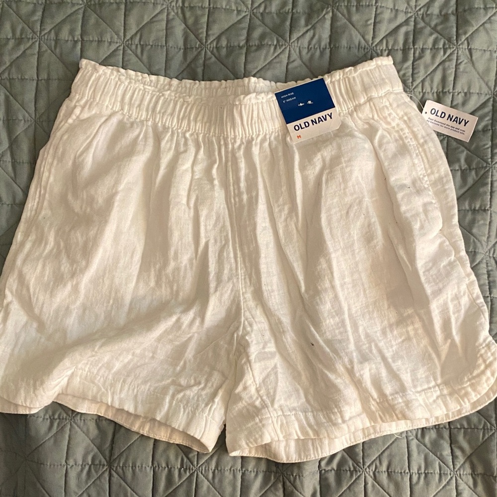 Old Navy Women's Cream High Waist Shorts
